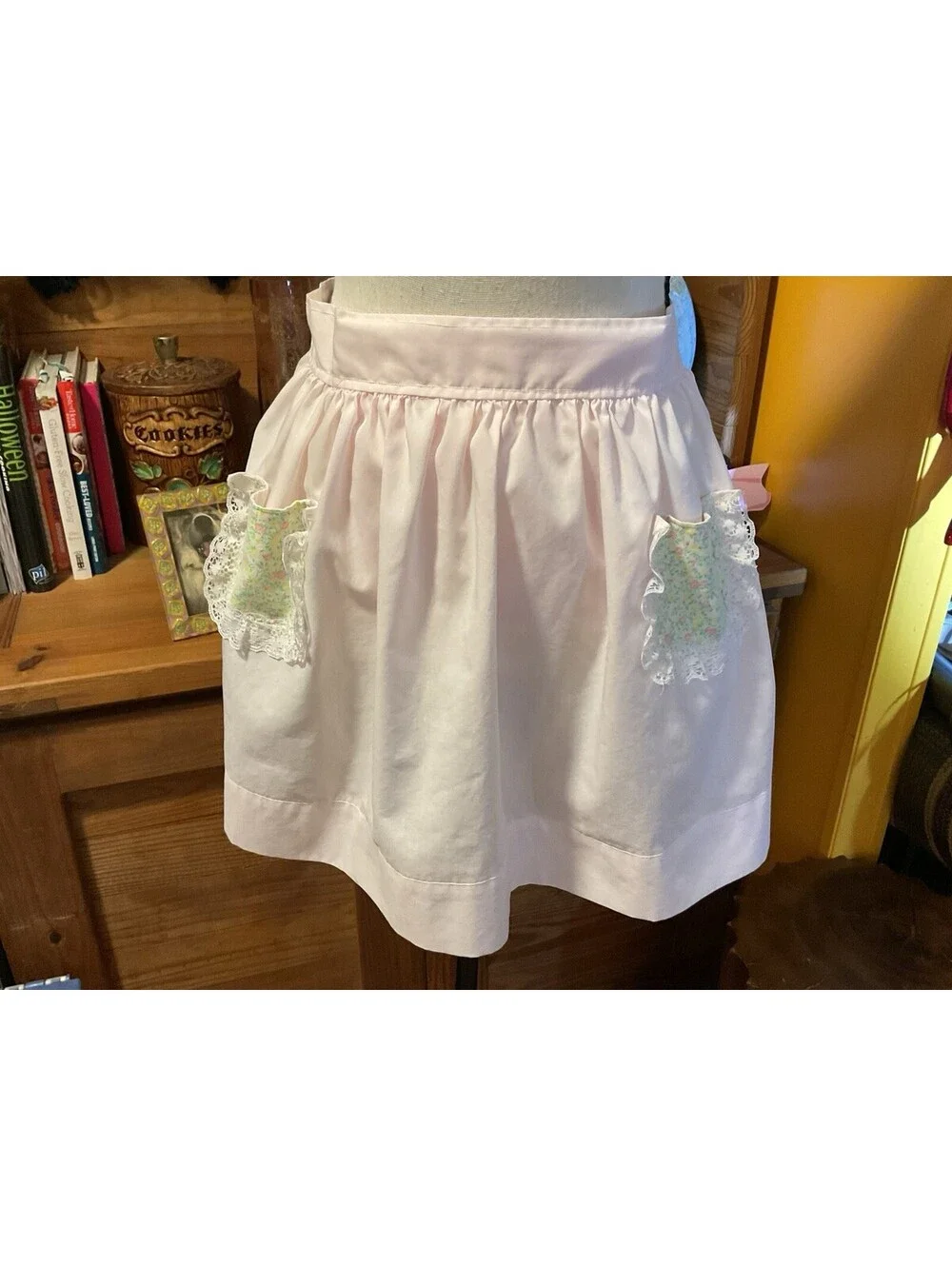 Vintage 1950’s Pink Sheer Half Apron Lace Pockets